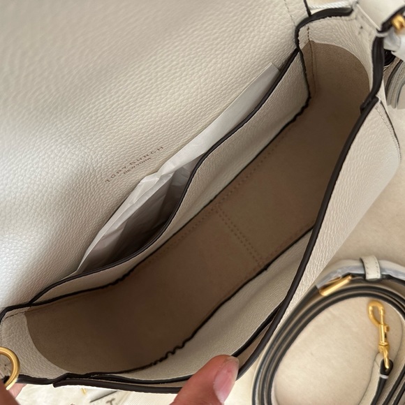 New Tory Burch Thea web flap crossbody ivory  double strap/ no tassle on the bag - Picture 8 of 13